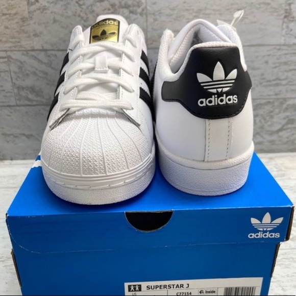 Adidas Superstar Sneakers - Picture 15 of 16
